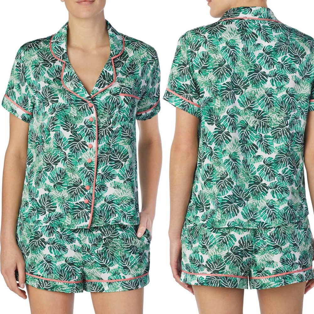 Short satin pajama set